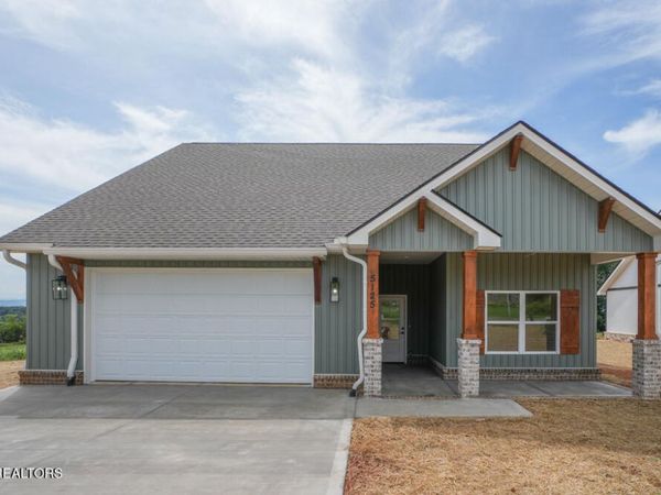 5125 Gregory Rd, Greenback, TN 37742