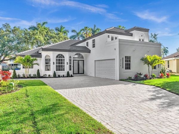 3715 Starboard Avenue, Cooper City, FL 33026