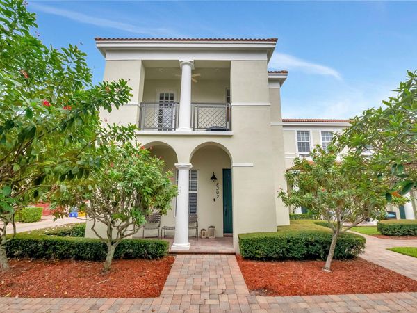 8302 NW 8th, Unit 8302, Boca Raton, FL 33487