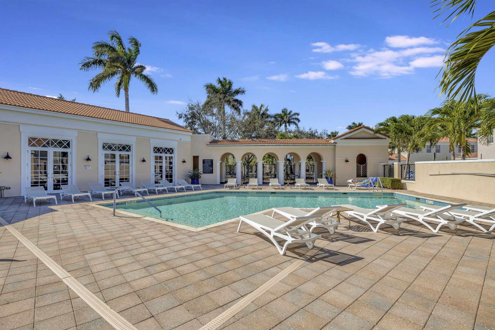 8302 NW 8th, Unit 8302, Boca Raton, FL 33487 Photo