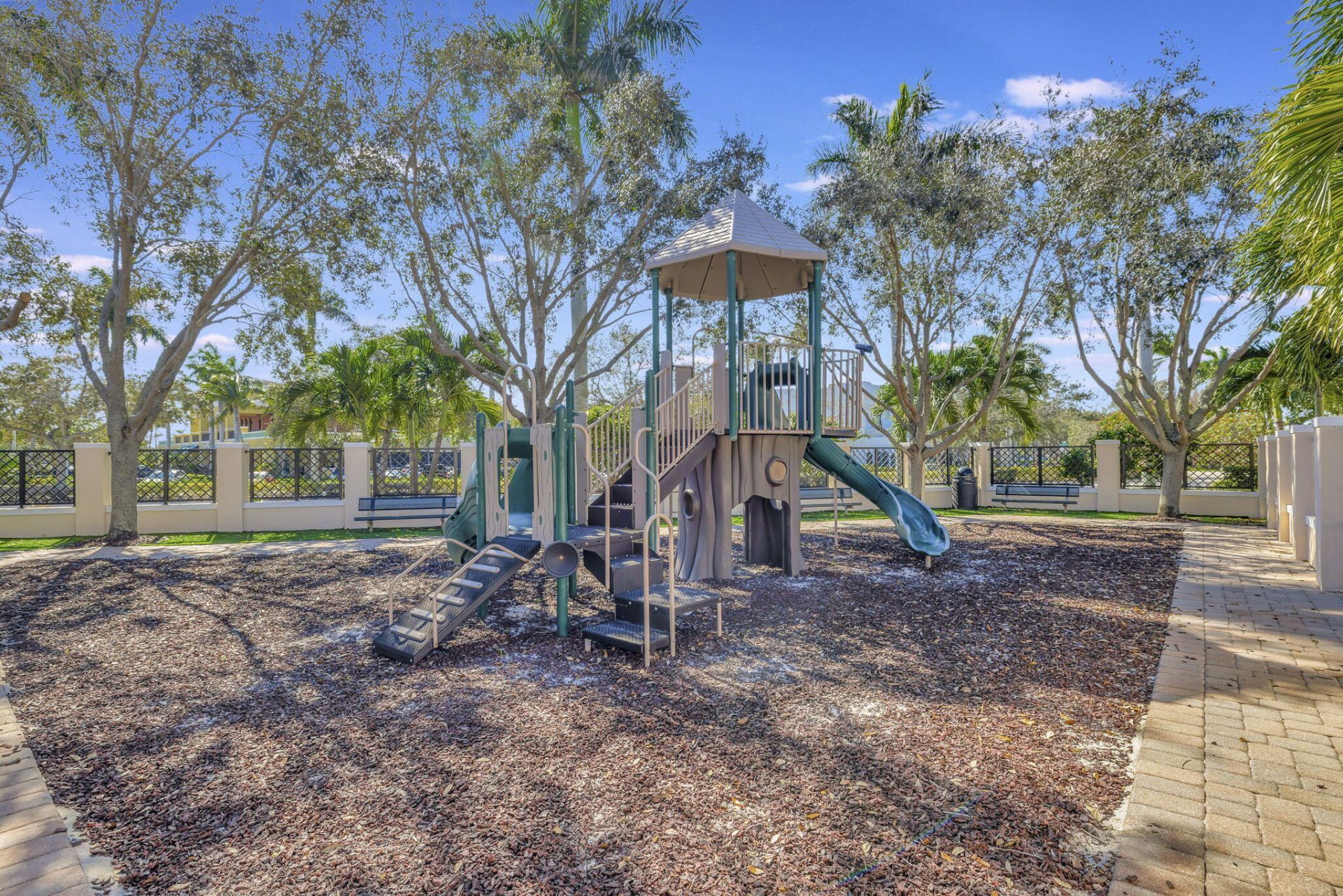 8302 NW 8th, Unit 8302, Boca Raton, FL 33487 Photo