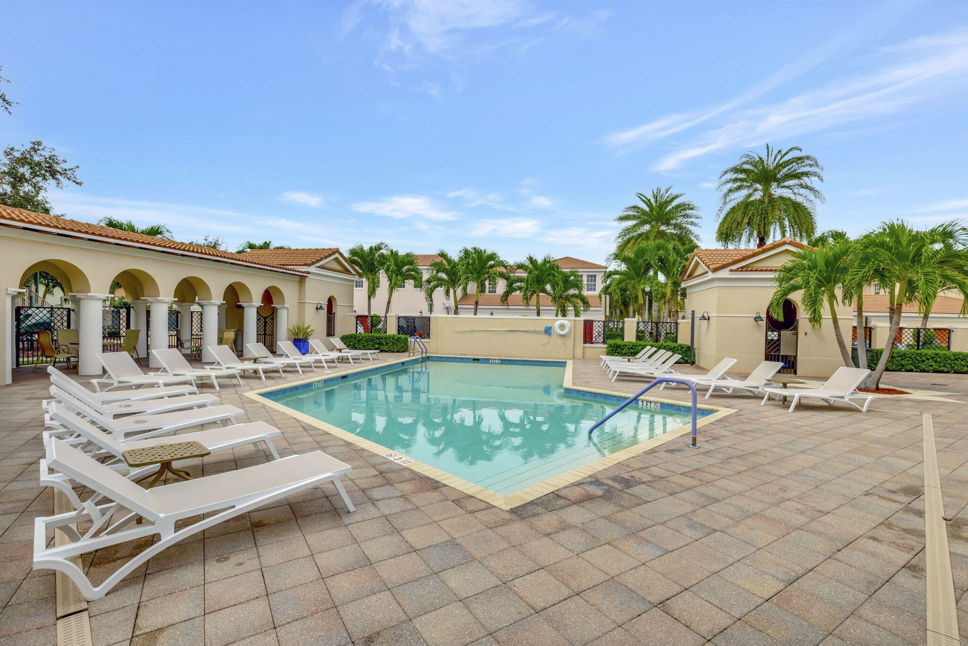 8302 NW 8th, Unit 8302, Boca Raton, FL 33487 Photo