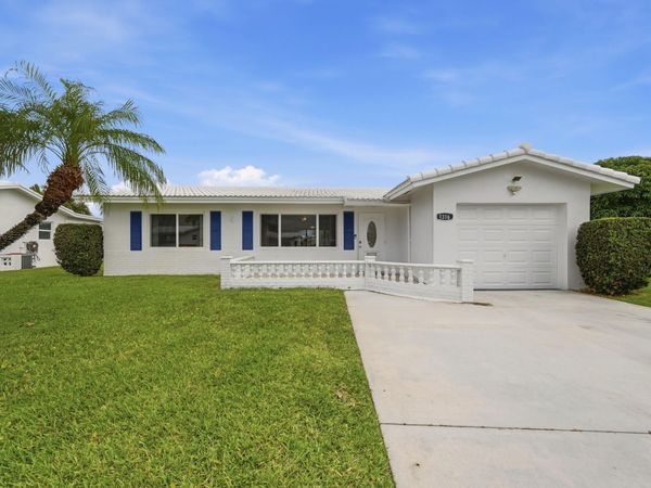 1316 SW 23rd Street, Boynton Beach, FL 33426