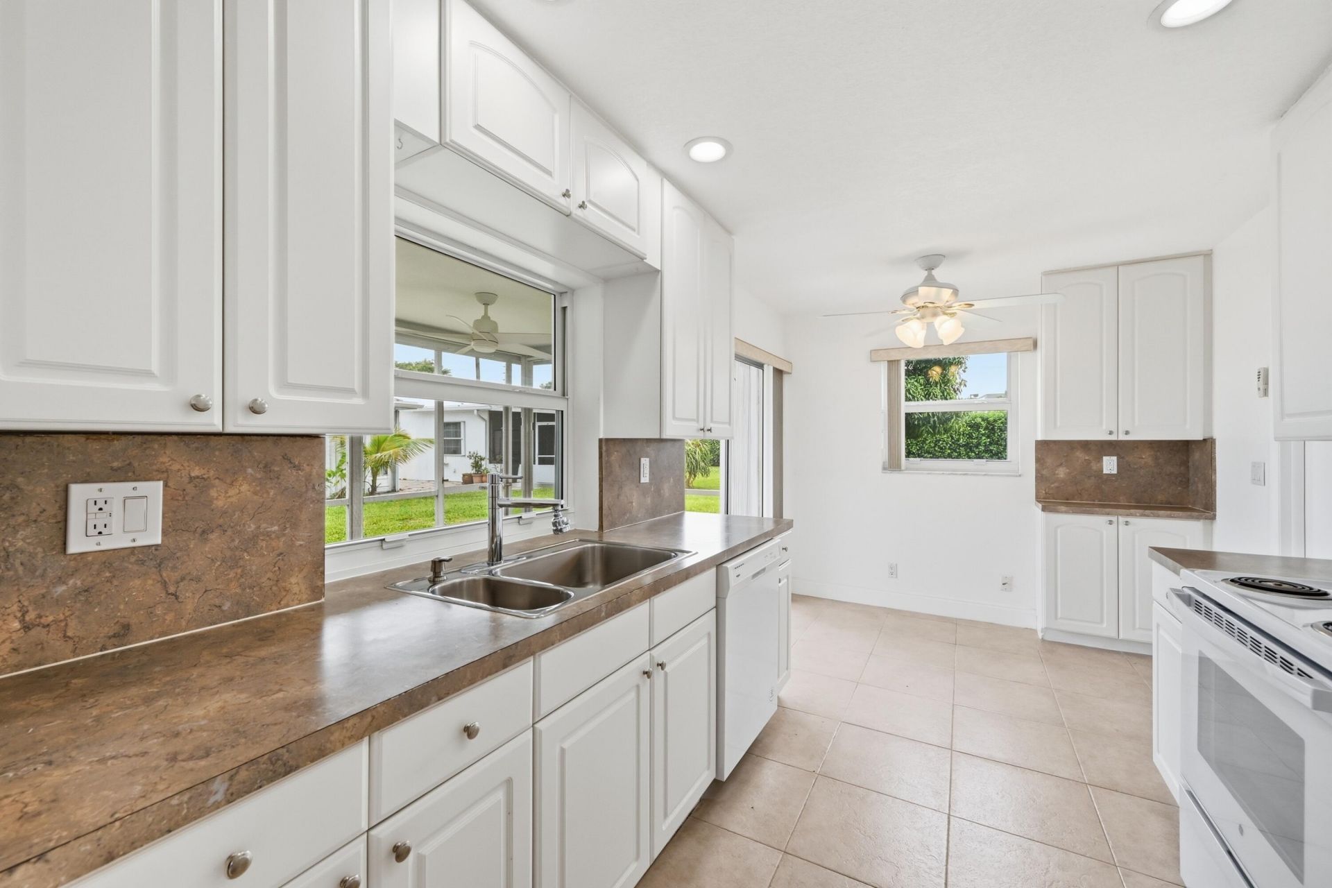 1316 SW 23rd Street, Boynton Beach, FL 33426 Photo