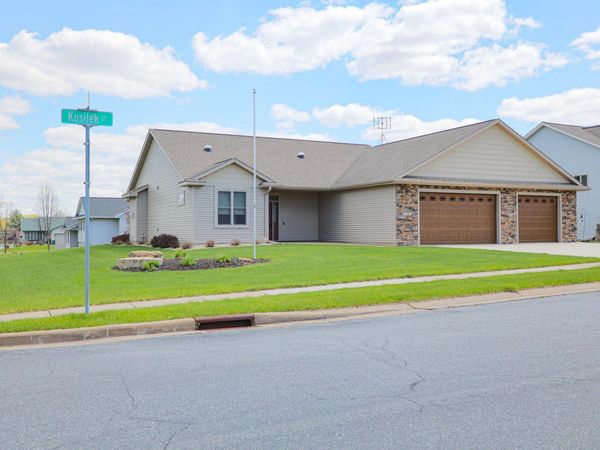 298 Kusilek Street, River Falls, WI 54022