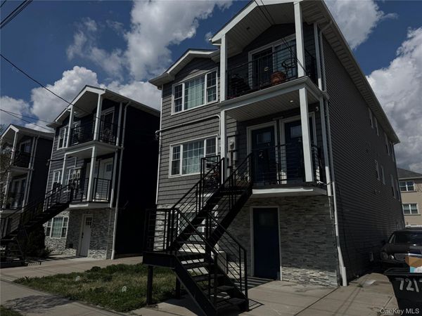 7212 Burchell Avenue , Arverne, NY 11692