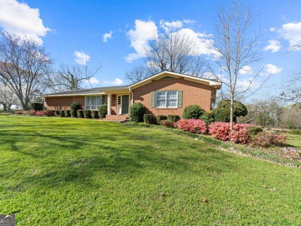 56 Claymont Road, Mcintyre, GA 31054