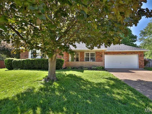 6 Dunlap Sound , Edwardsville, IL 62025