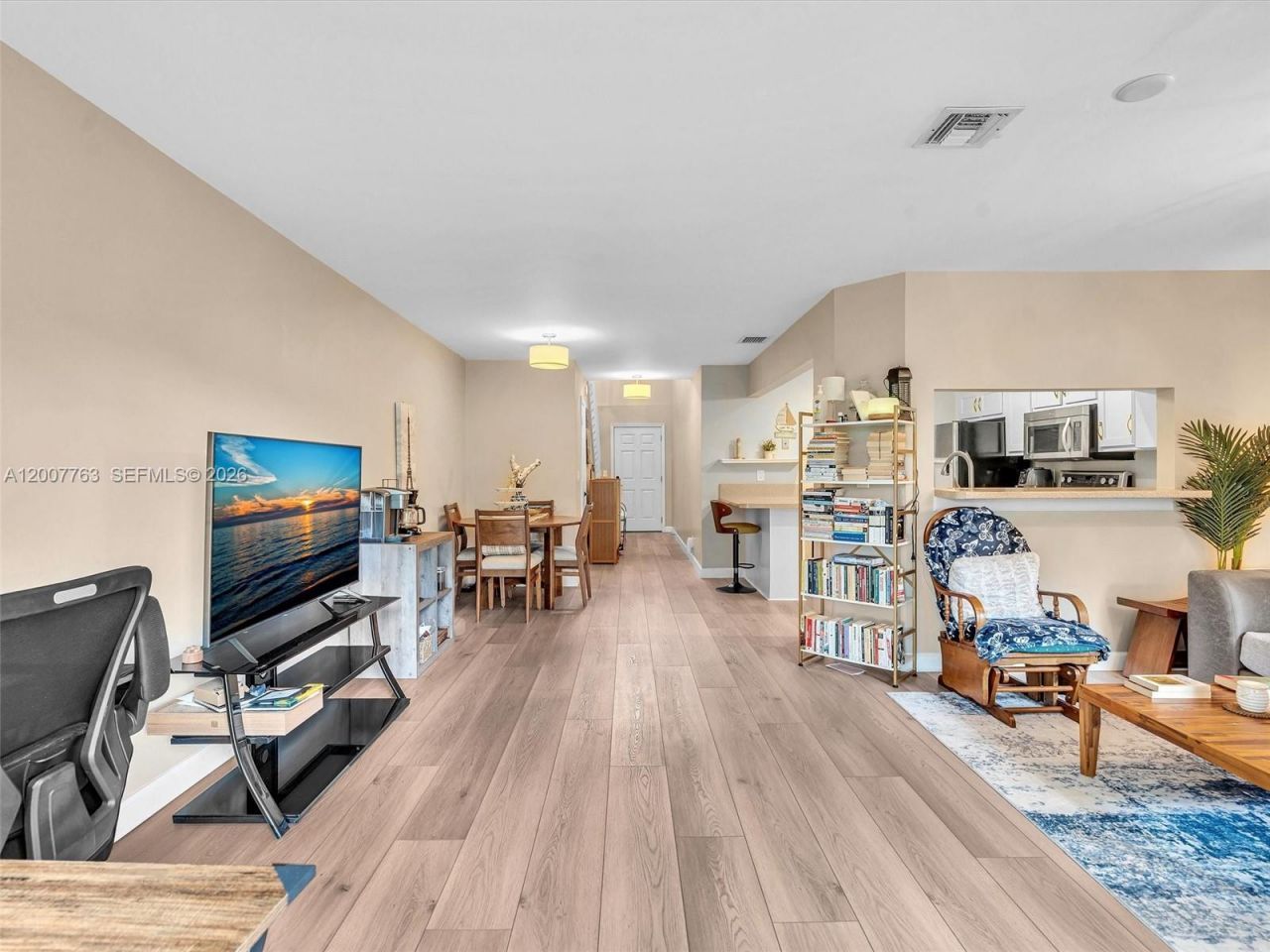 1958 E Discovery Cir E, Deerfield Beach, FL 33442 Photo