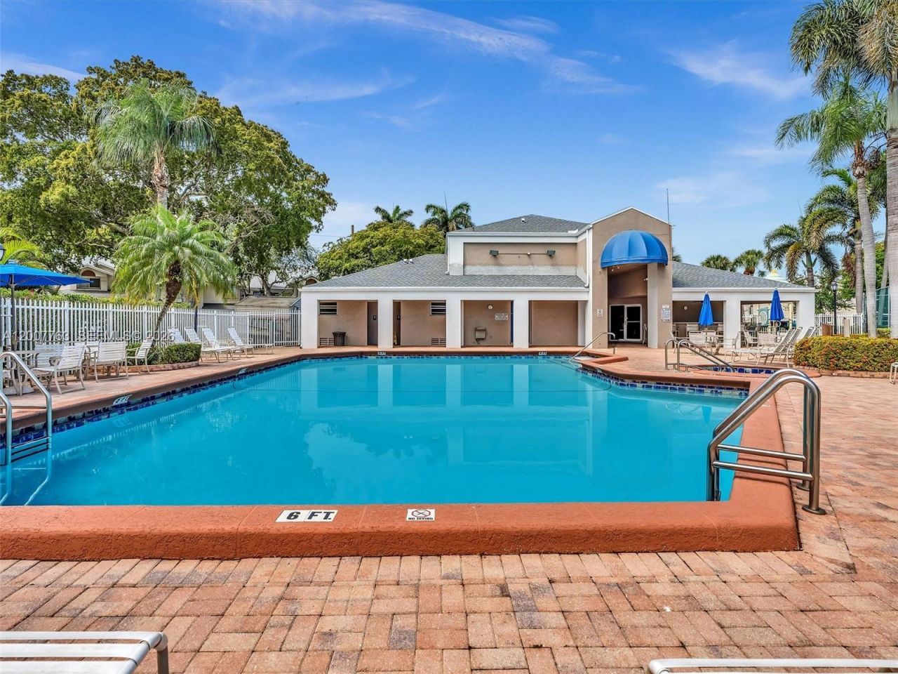 1958 E Discovery Cir E, Deerfield Beach, FL 33442 Photo