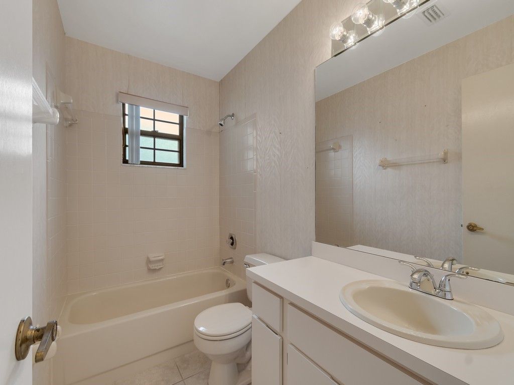 717 Doctor Avenue, Sebastian, FL 32958 Photo