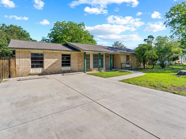 118 RICHTER AVE, Boerne, TX 78006