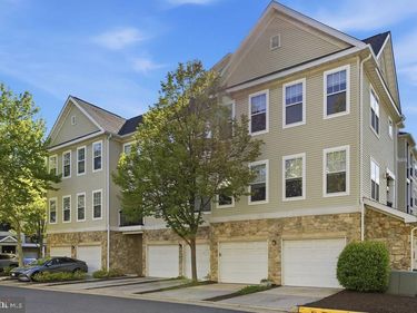 5106 TRAVIS EDWARD WAY, Unit C, CENTREVILLE, VA 20120