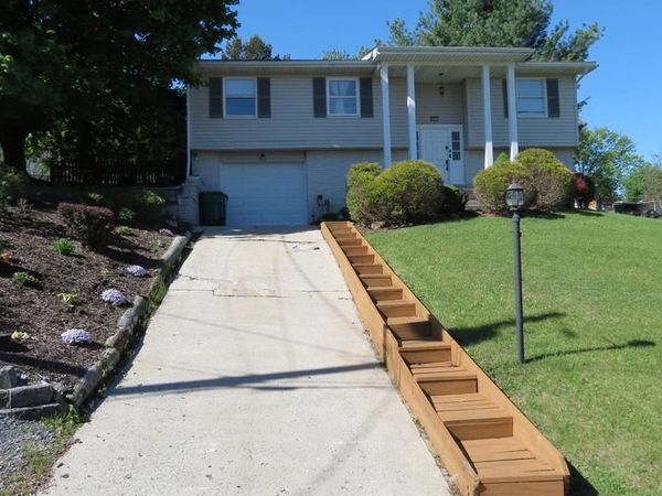 6081 PEACH TREE STREET, HARRISBURG, PA 17111