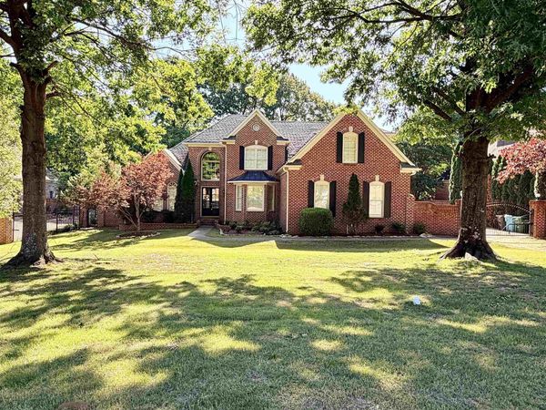 1816 NEW RIVERDALE RD, Germantown, TN 38138