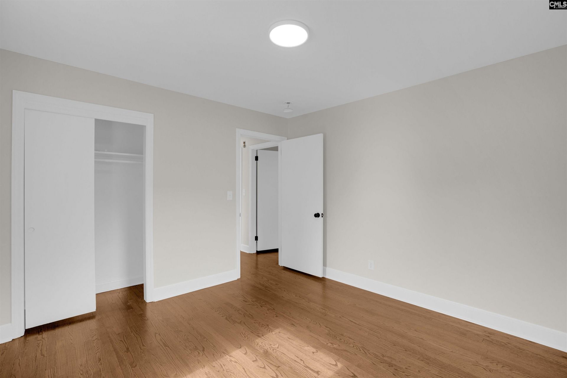 1462 Dahlia Photo 15