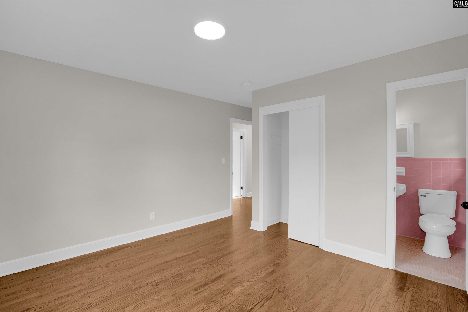 1462 Dahlia Photo 20