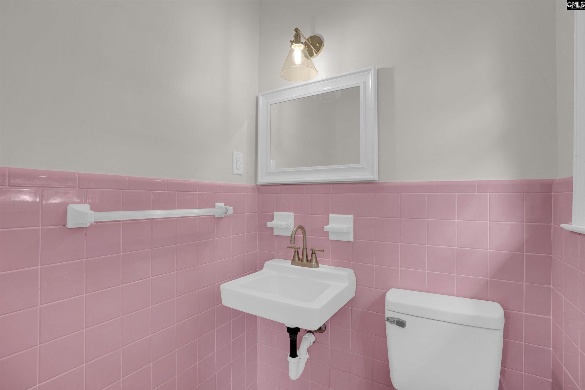 1462 Dahlia Photo 21