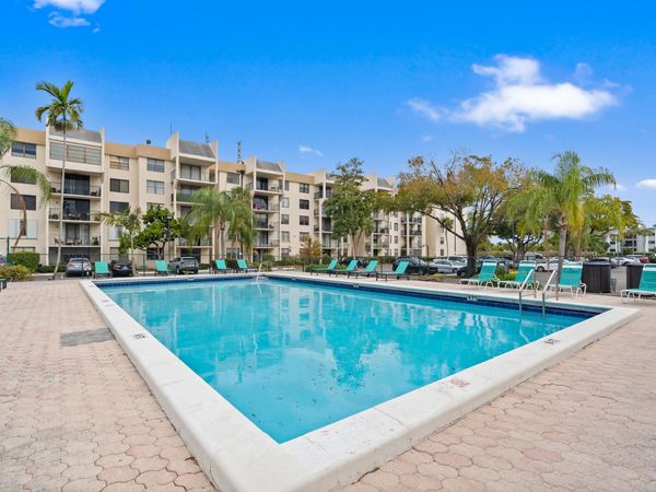 6195 ROCK ISLAND Road, Unit 302, Tamarac, FL 33319
