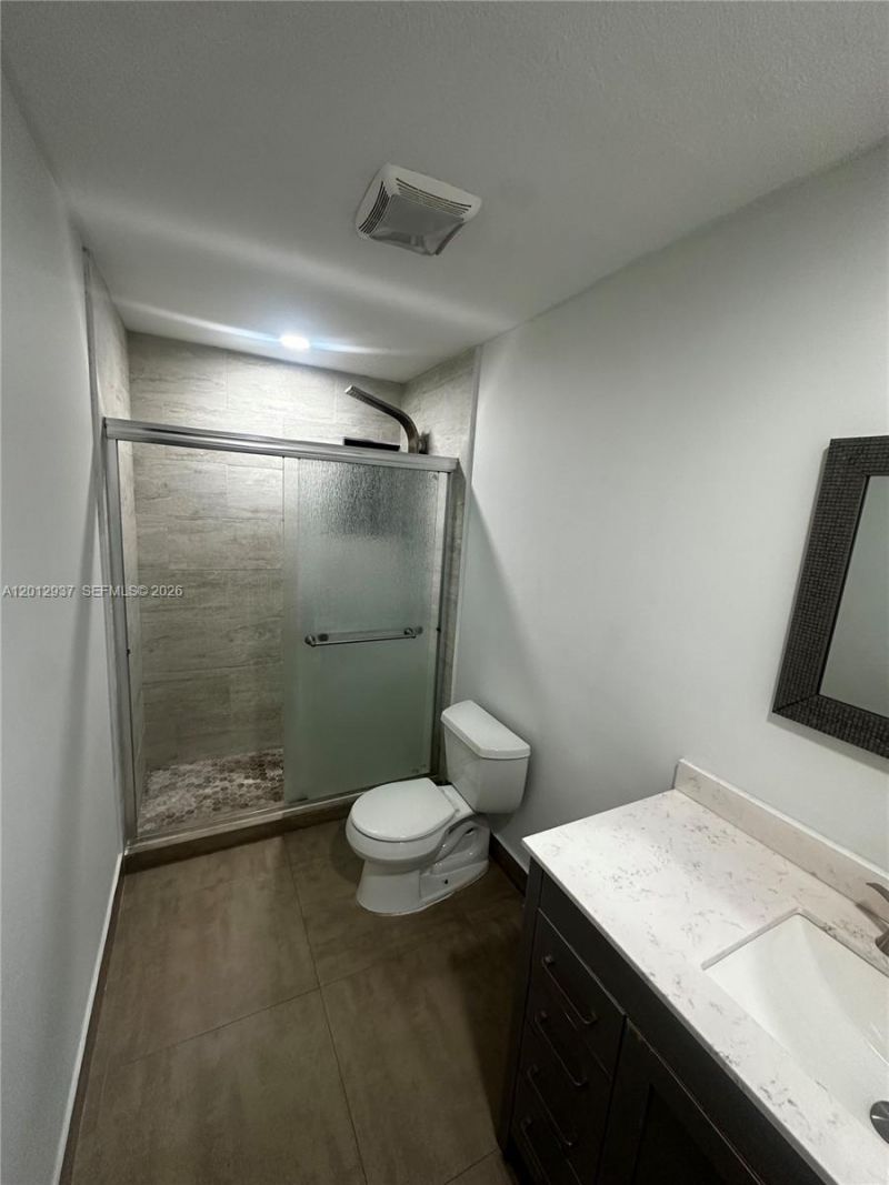 18560 SW 128th Ave , Unit B, Miami, FL 33177 Photo