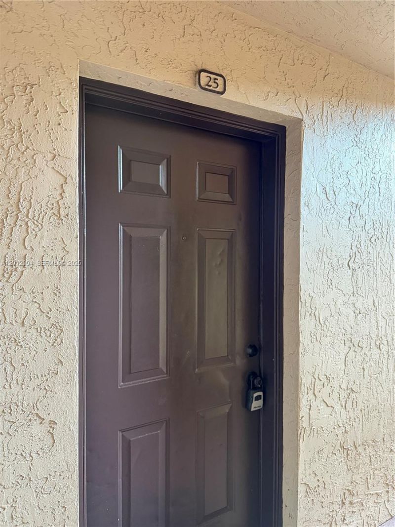 4281 W Mcnab Rd, Unit 25, Pompano Beach, FL 33069 Photo
