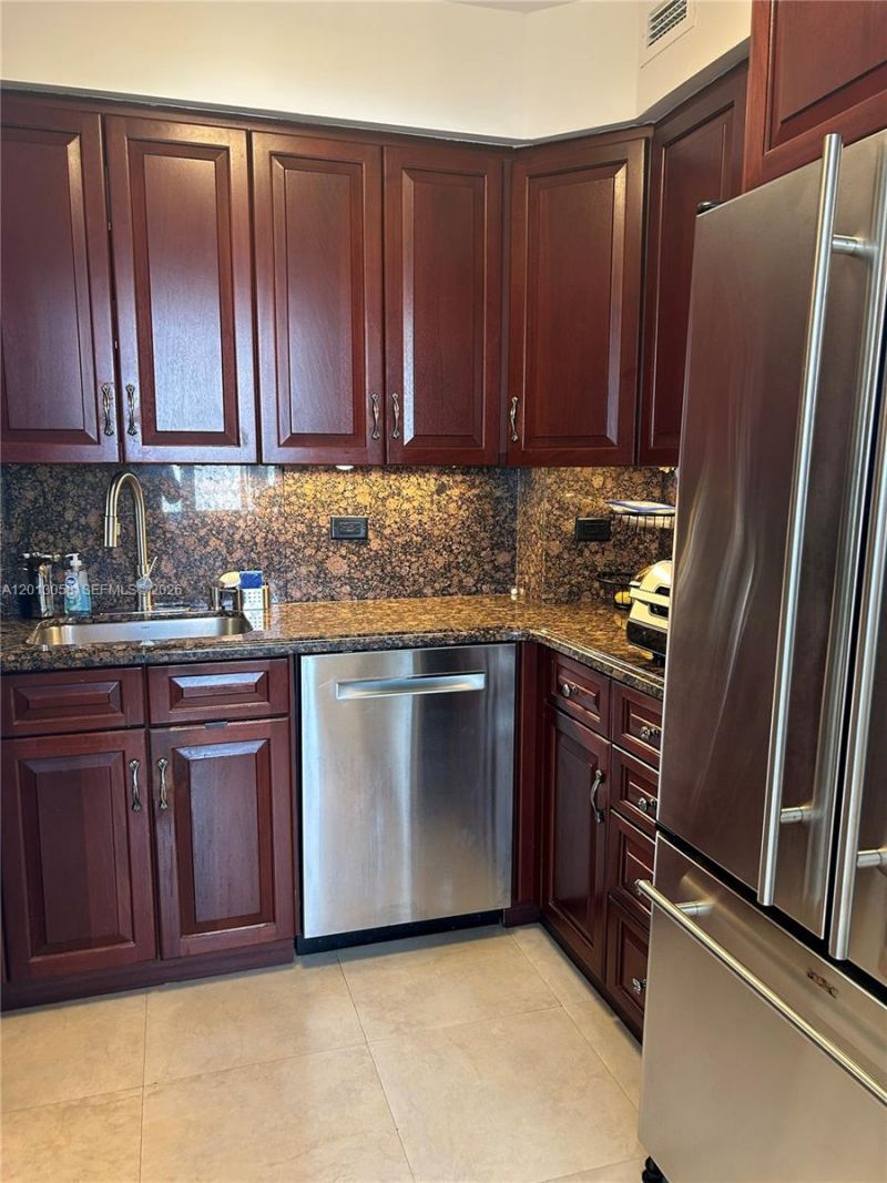7441 Wayne Ave , Unit 7J, Miami Beach, FL 33141 Photo