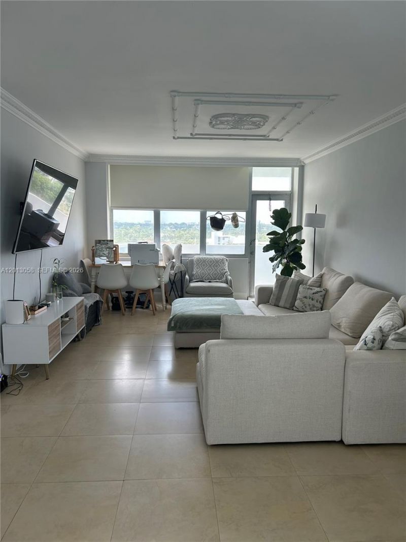 7441 Wayne Ave , Unit 7J, Miami Beach, FL 33141 Photo