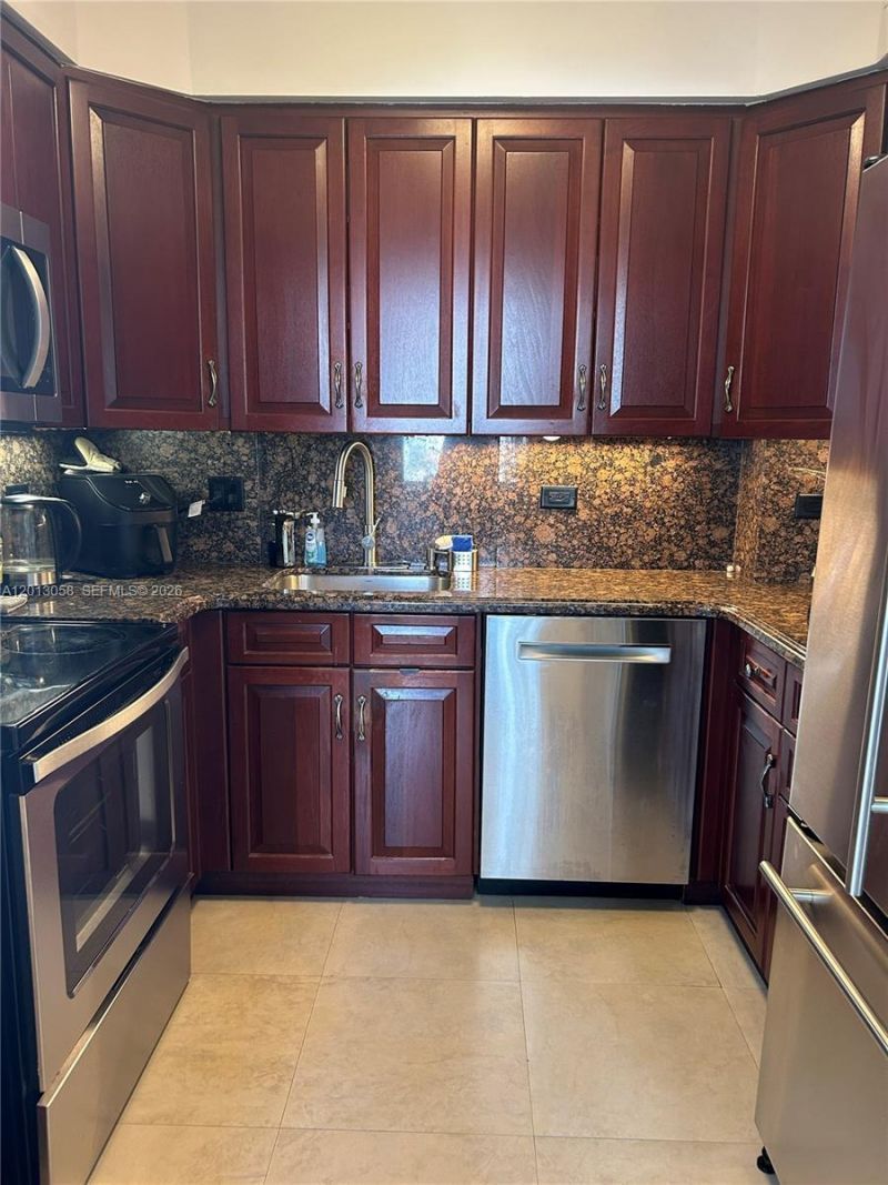 7441 Wayne Ave , Unit 7J, Miami Beach, FL 33141 Photo