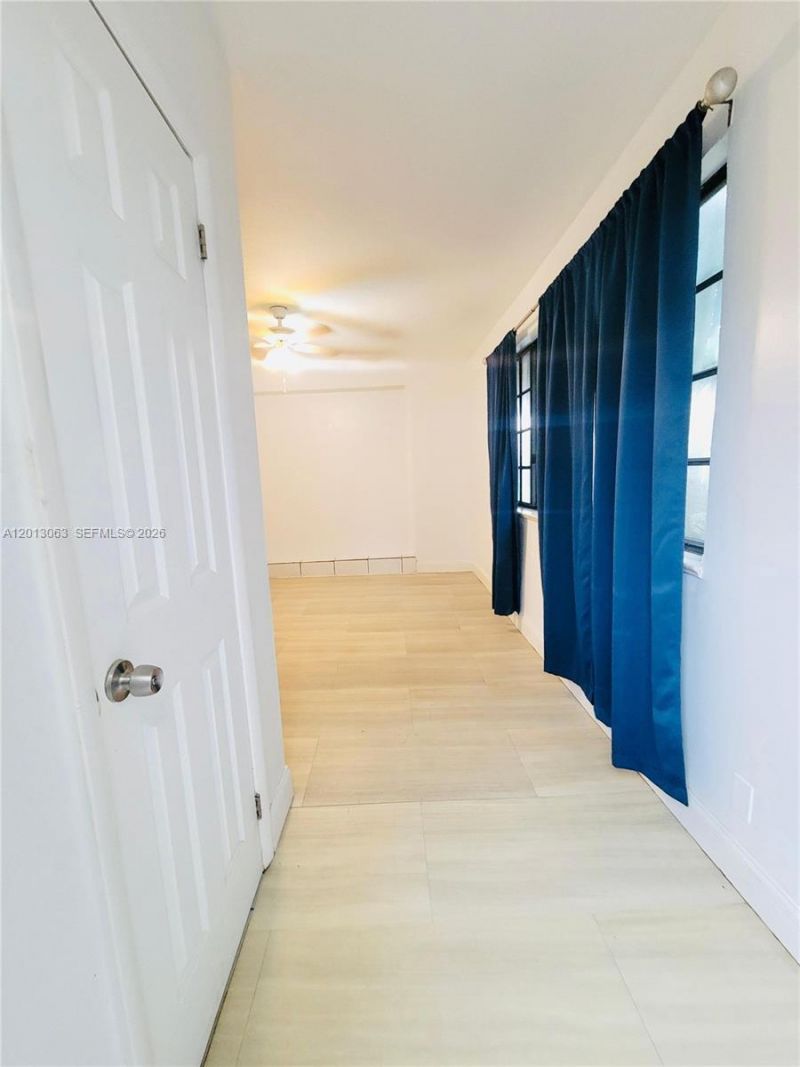 6730 Charleston St , Unit B-2, Hollywood, FL 33024 Photo