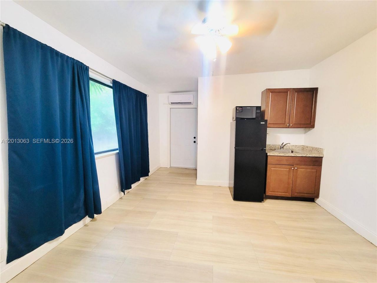 6730 Charleston St , Unit B-2, Hollywood, FL 33024 Photo