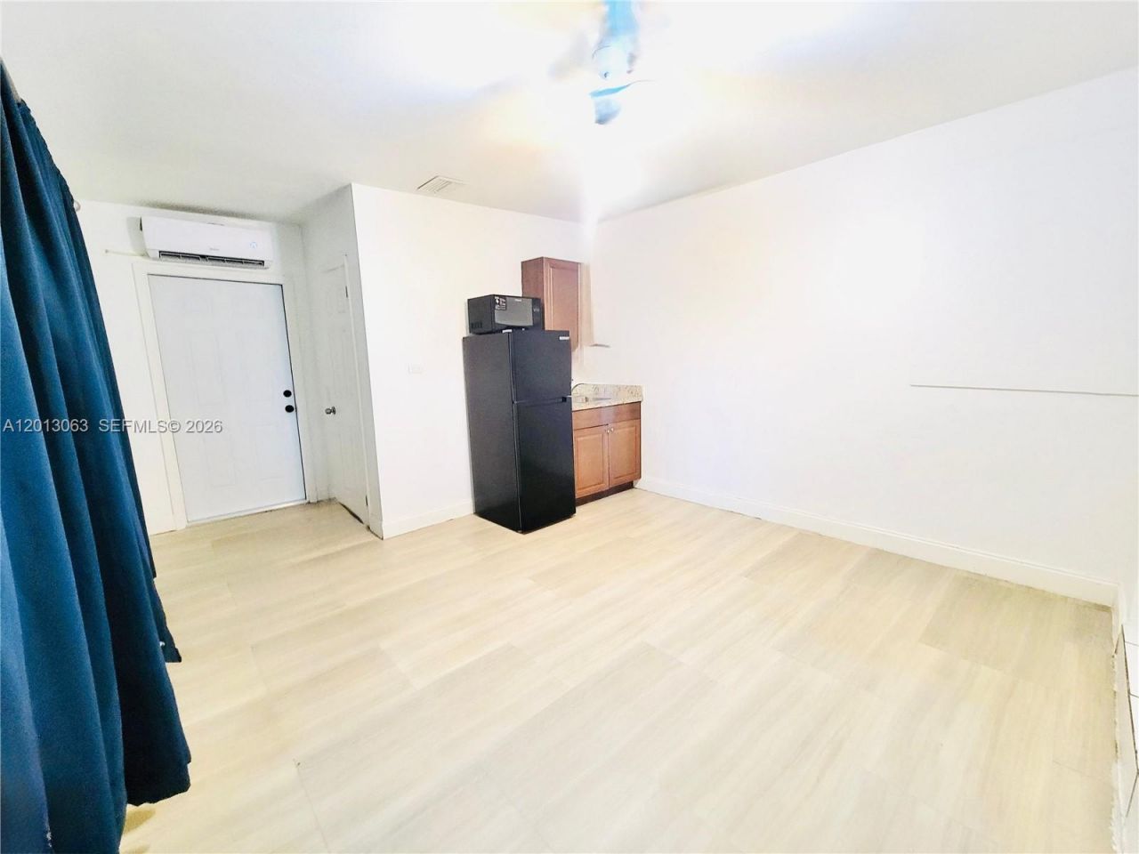 6730 Charleston St , Unit B-2, Hollywood, FL 33024 Photo