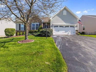 109 Shire Way, Camillus, NY 13031