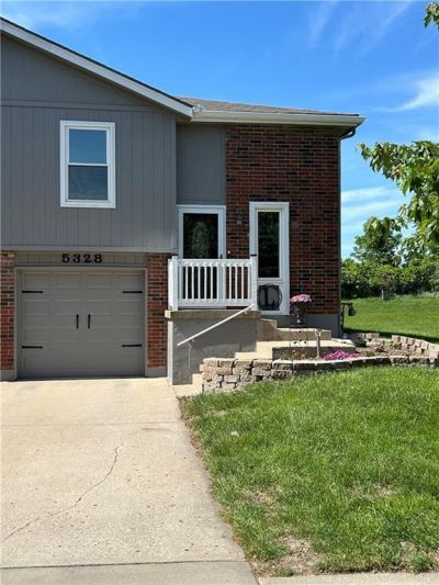 5328 NW 87th Court, Kansas City, MO 64154 Main Photo