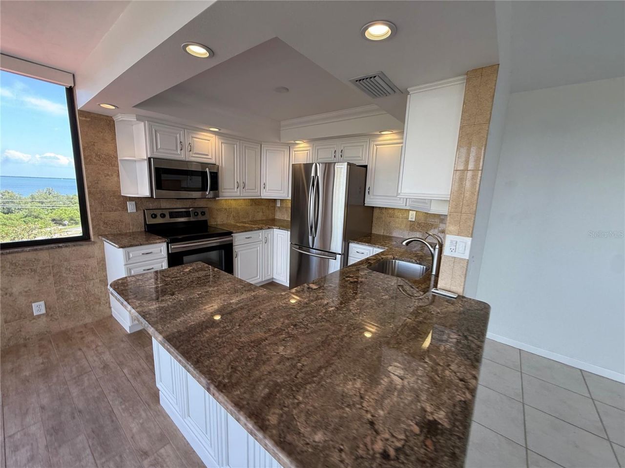 6365 Bahia Del Mar Boulevard, Unit 506, Saint Petersburg, FL 33715 Photo
