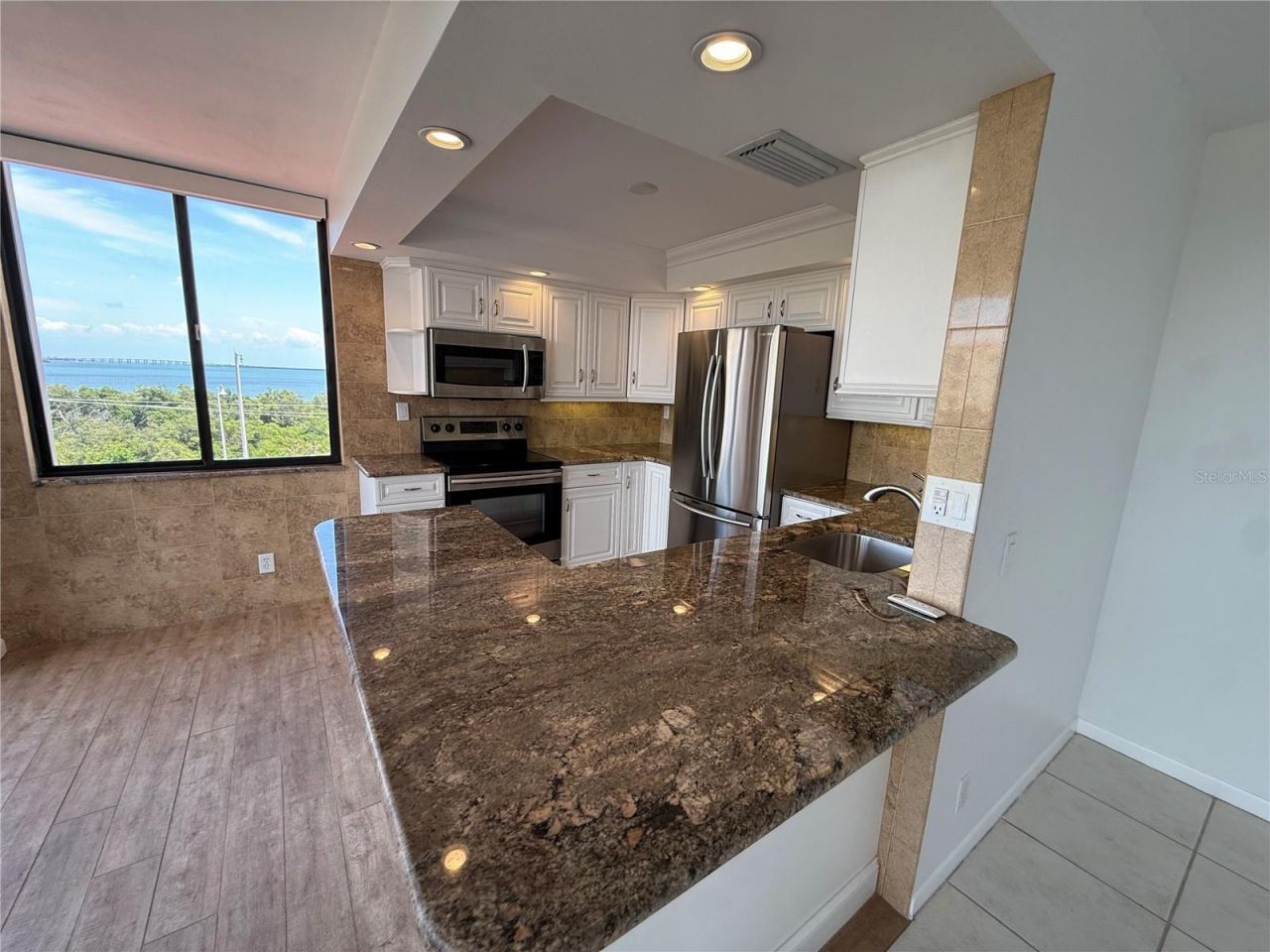6365 Bahia Del Mar Boulevard, Unit 506, Saint Petersburg, FL 33715 Photo