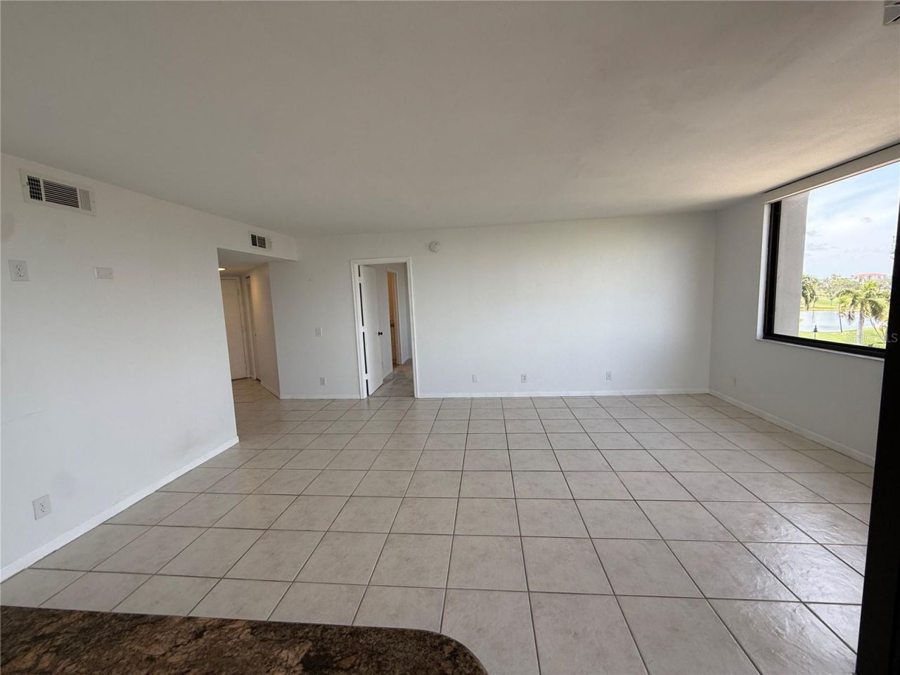 6365 Bahia Del Mar Boulevard, Unit 506, Saint Petersburg, FL 33715 Photo