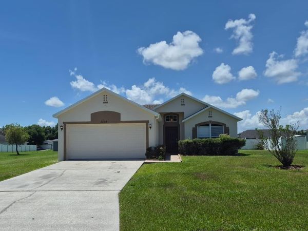 3216 FAIRHAVEN AVENUE, KISSIMMEE, FL 34746
