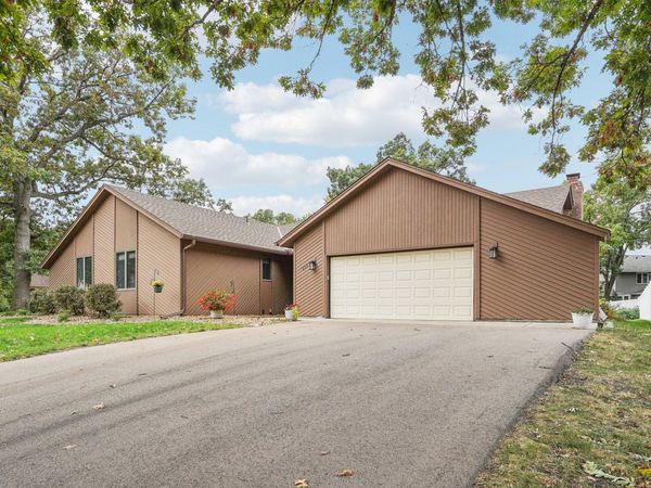 2067 Kings Road, Eagan, MN 55122