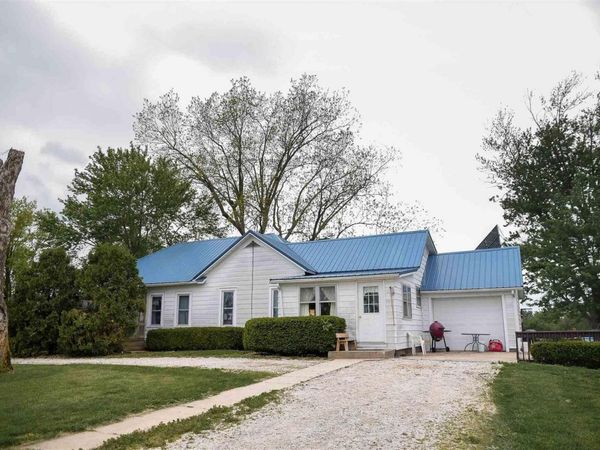 2729 N 250th Ave , Liberty, IL 62347