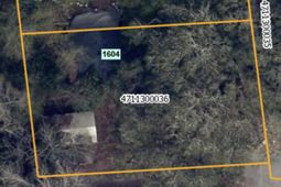 1604 Varner Lane photo 4