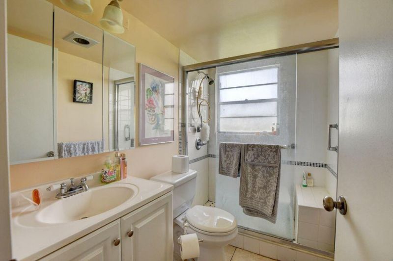137 Fanshaw D, Boca Raton, FL 33434 Photo