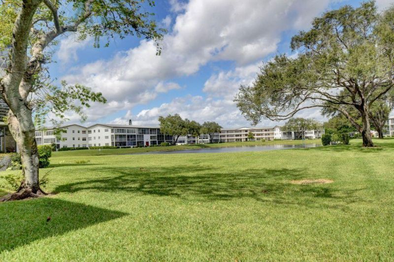 137 Fanshaw D, Boca Raton, FL 33434 Photo