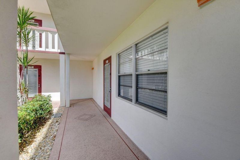 137 Fanshaw D, Boca Raton, FL 33434 Photo