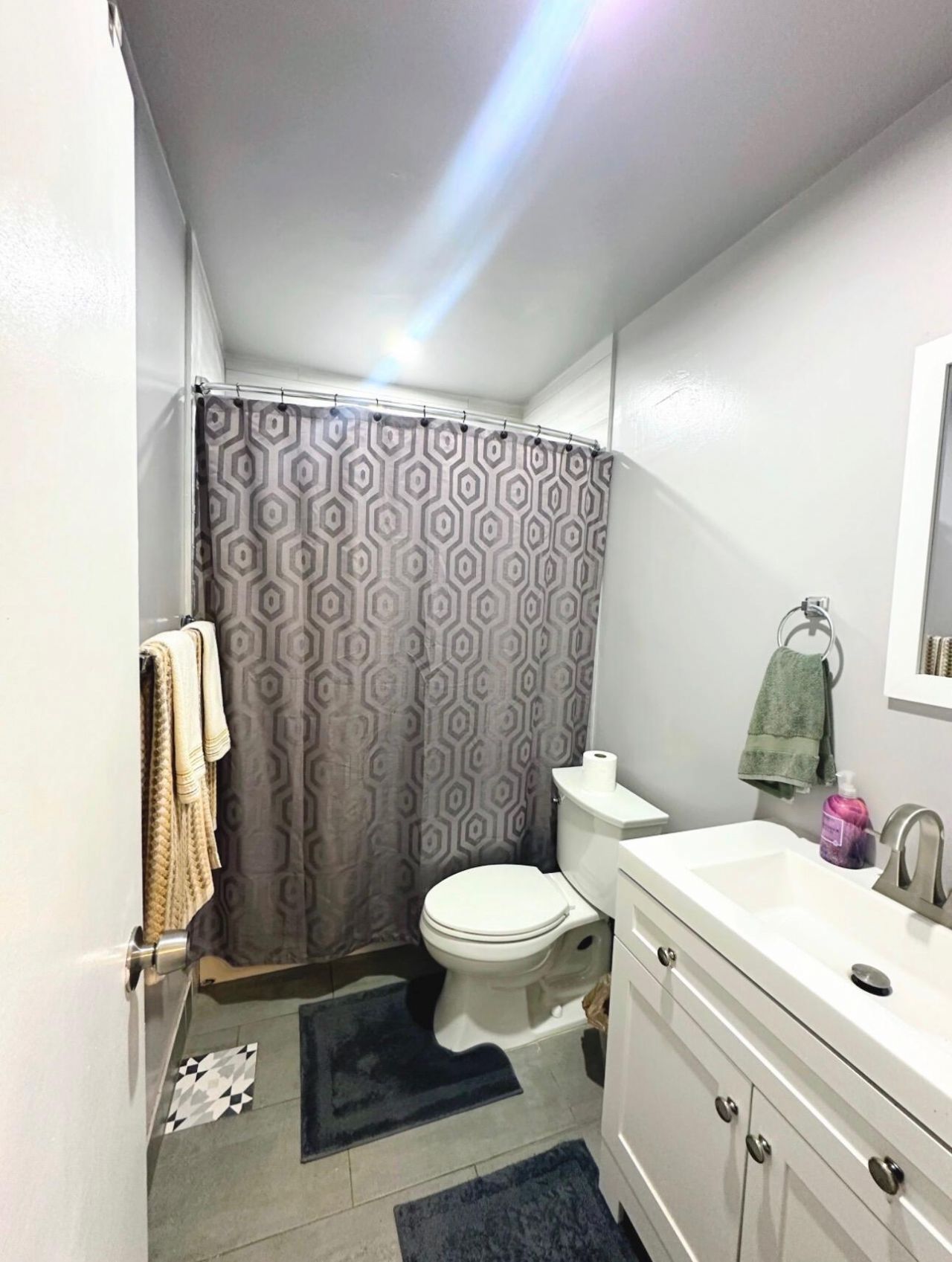 1000 NW 118th Street, Miami, FL 33168 Photo
