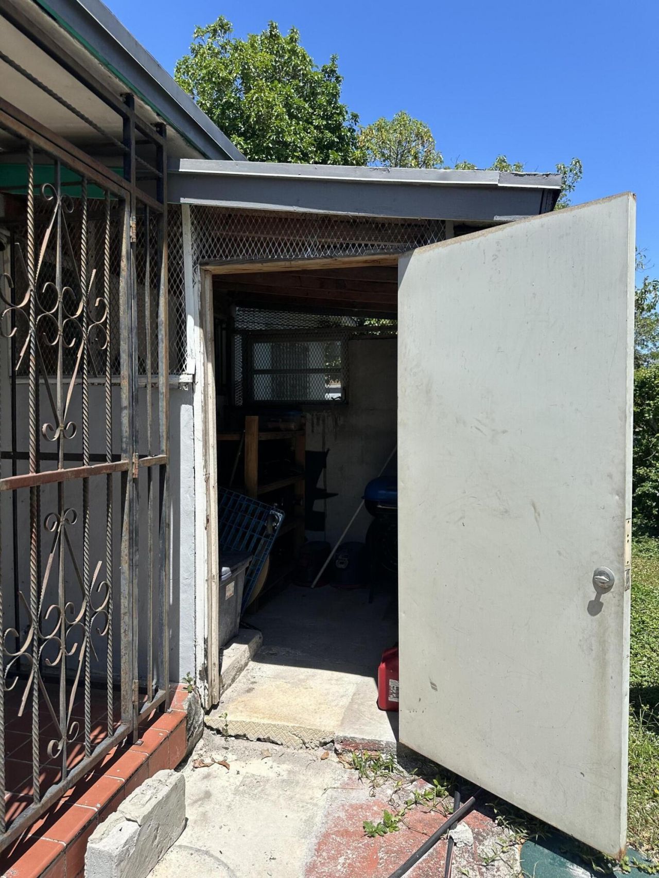 1000 NW 118th Street, Miami, FL 33168 Photo
