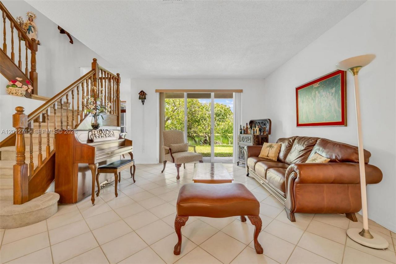 18081 SW 33rd St, Miramar, FL 33029 Photo