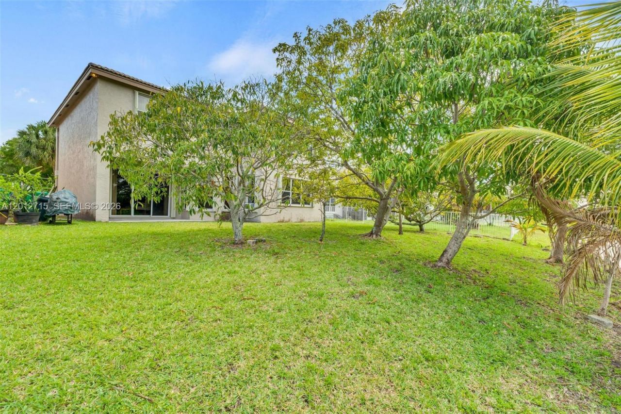 18081 SW 33rd St, Miramar, FL 33029 Photo
