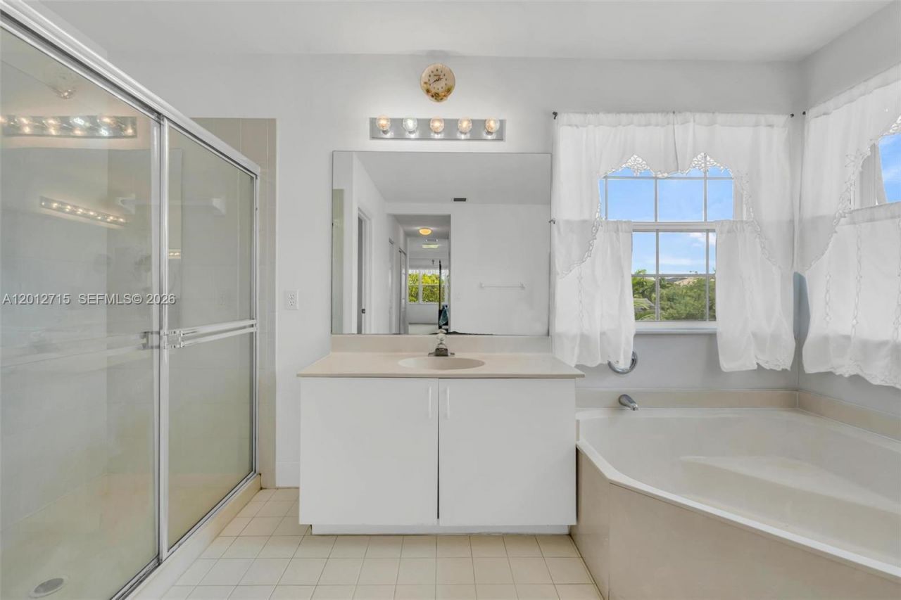 18081 SW 33rd St, Miramar, FL 33029 Photo