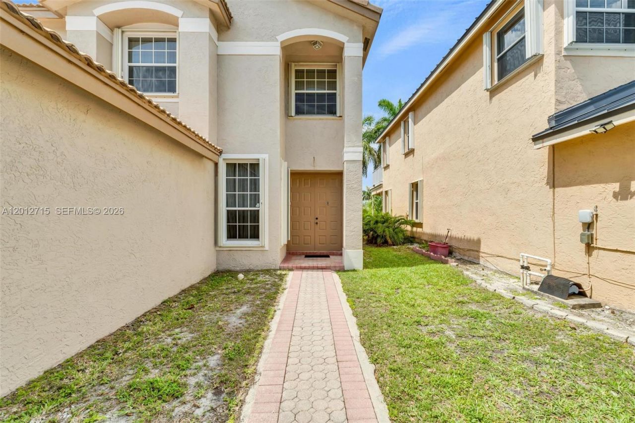 18081 SW 33rd St, Miramar, FL 33029 Photo