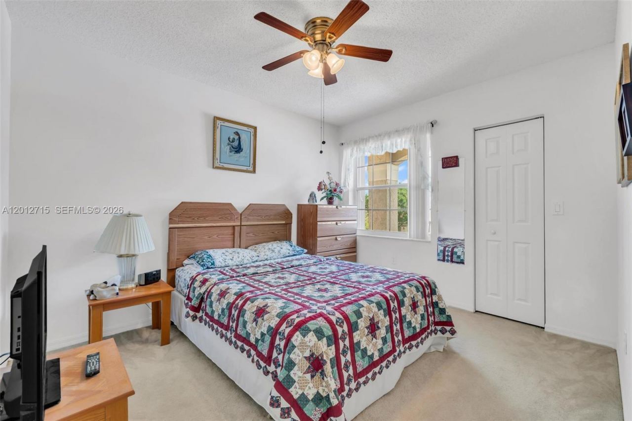 18081 SW 33rd St, Miramar, FL 33029 Photo